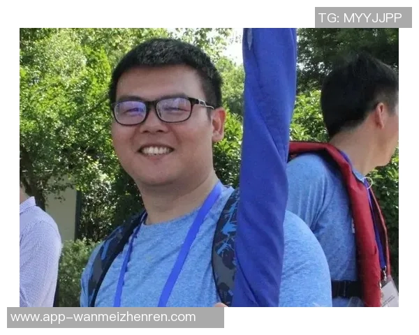世界杯新闻国际邀请赛特别报道IG逆袭之旅背后的坚持与荣耀